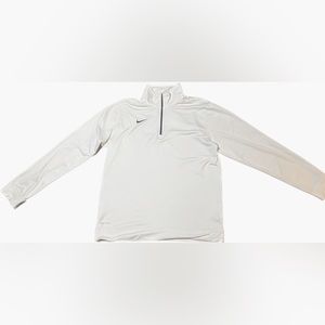Size men medium white Nike quarter zip.